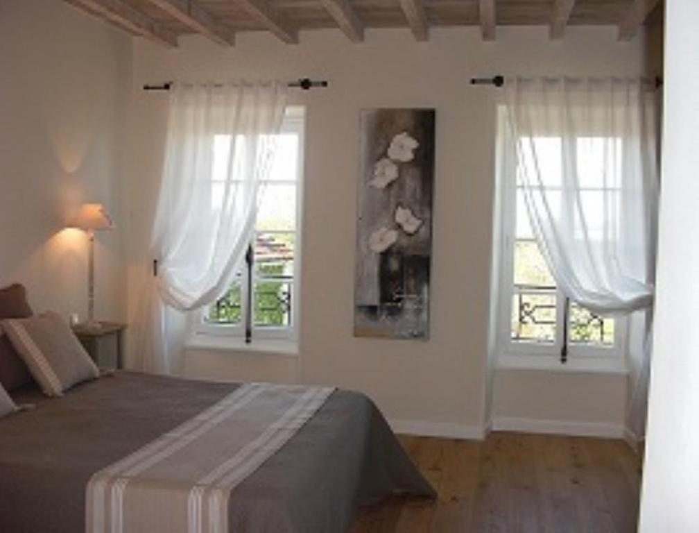 Chambres D'Hotes Domaine De La Capelle Saint-Martin-Lalande Quarto foto